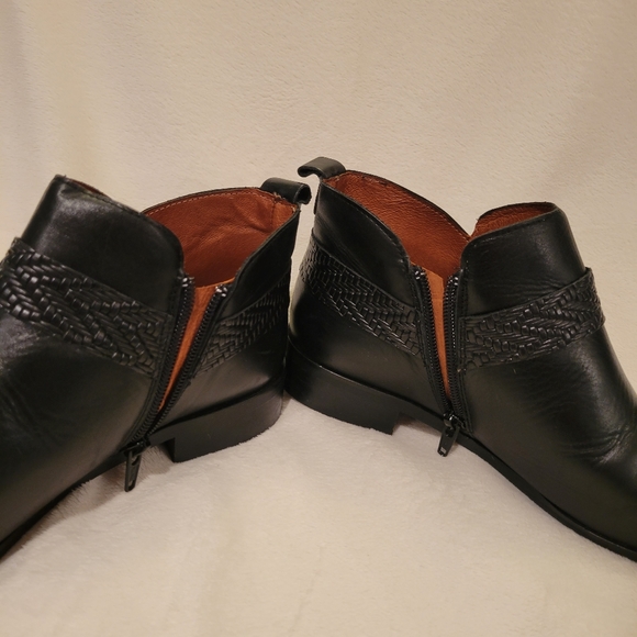 Marroqui Sanchez Blk Leather Harness Ankle Boot Sz 38 EUC - Picture 9 of 13